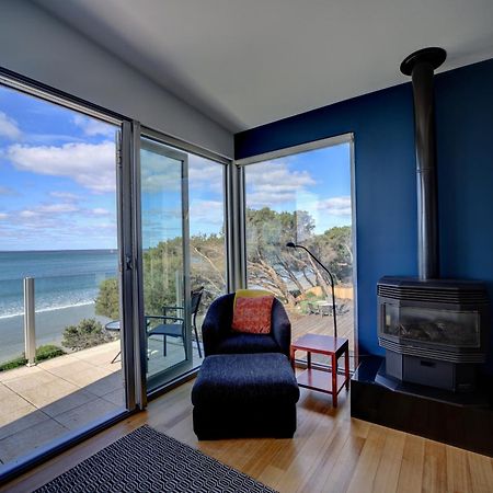 Battery Cove Beach Front Apartment ポート・フェアリー エクステリア 写真