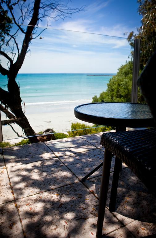 Battery Cove Beach Front Apartment ポート・フェアリー エクステリア 写真
